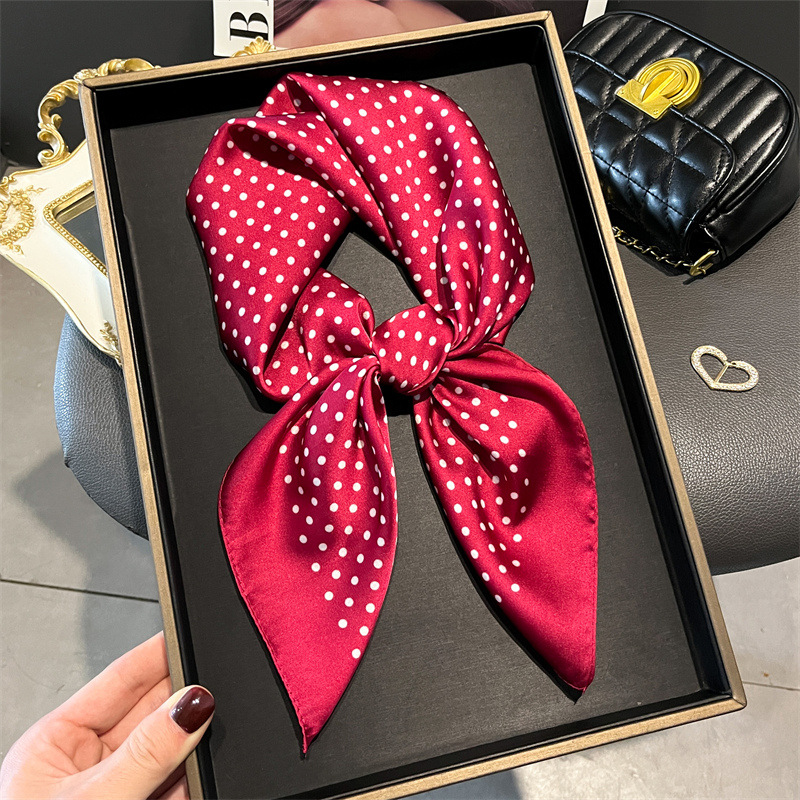 Discount Luxury Bags - 女性のための豪華なシルクのスカーフ,春と夏のための花の装飾が施された小さなヘッドバンド,卸売
