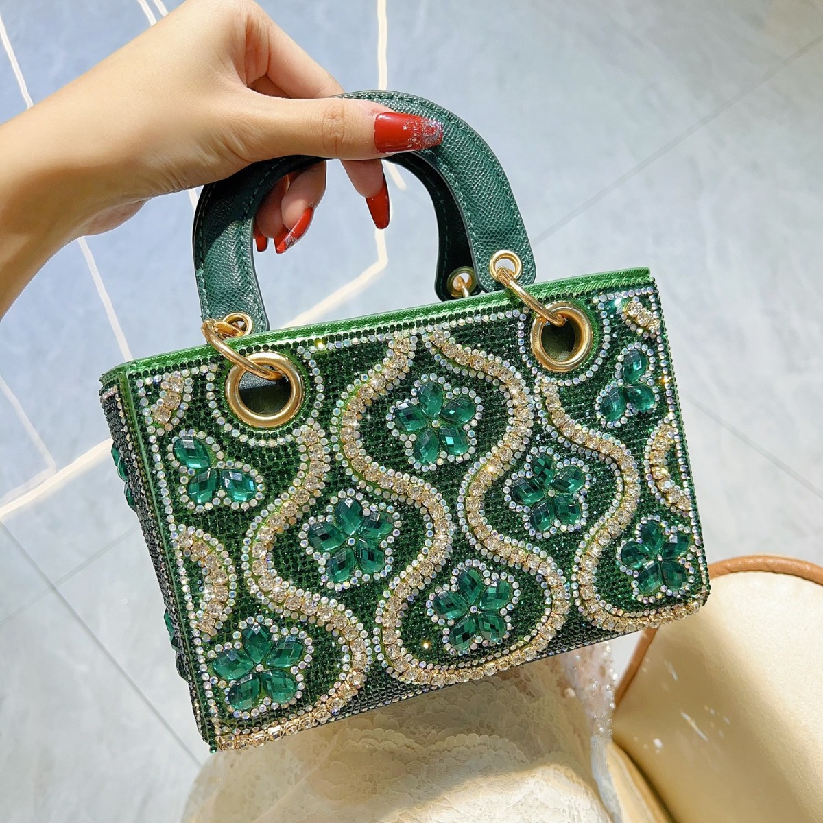 Luxury Bags For Women Sale - 高級デザイナーブランドの新品、高品質ファッションハンドバッグ、レディースショルダー/クロスボディバッグ、女性用バッグ、大容量、人気販売中