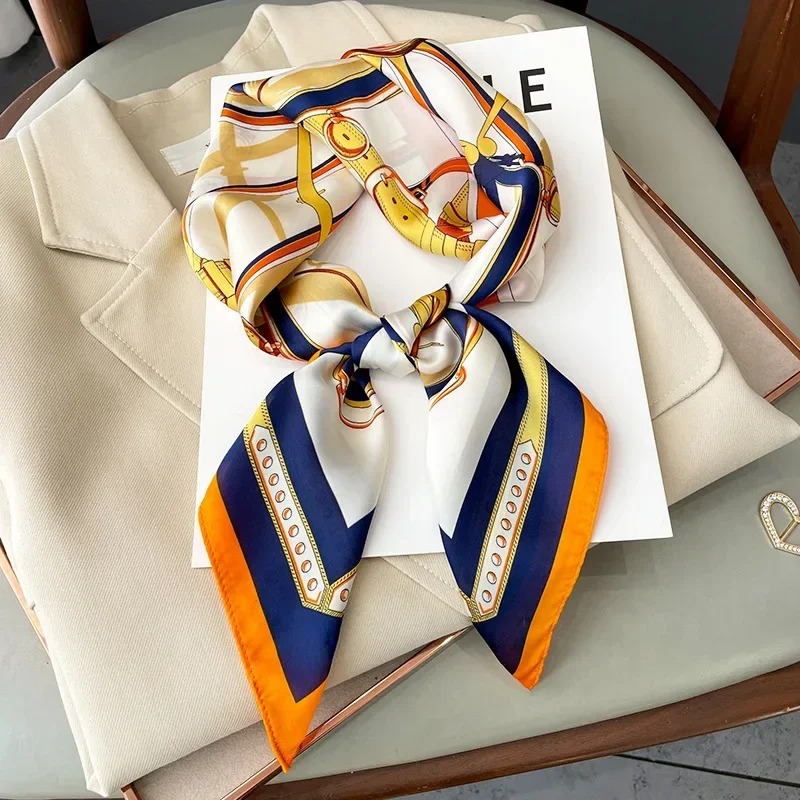 Discount Luxury Bags - 高級デザインスキニーシルクスクエアスカーフ女性チェーンプリントスカーフネッカチーフレディソフトサテンヘアバンドヘッドヒジャブバッグリボンギフト