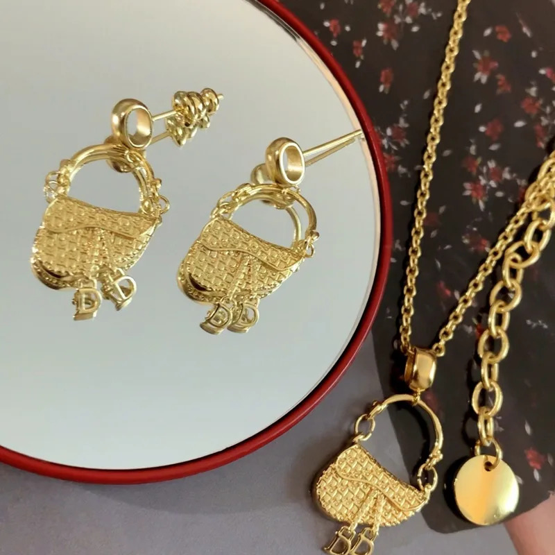 Luxury Bags For Women Sale - YISON フランス製高級金メッキ、サドルバッグ型ペンダントイヤリング＆ネックレス、エレガントで多用途、スタイリッシュな人気ジュエリーセット