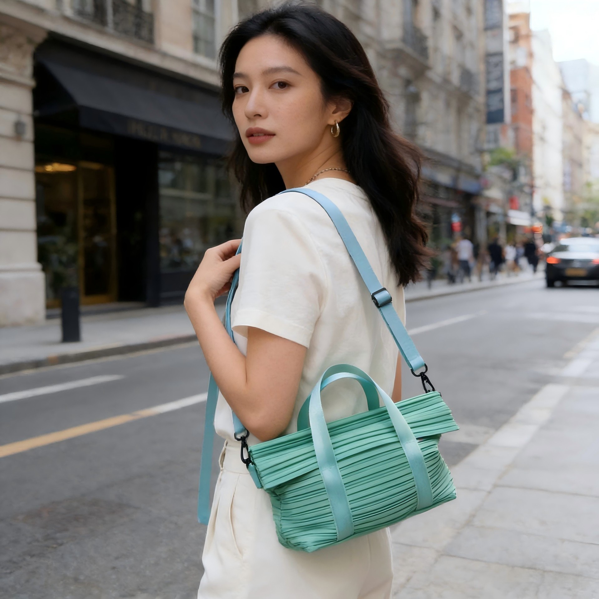 スタイリッシュで高級感のあるハンドバッグ/クロスボディバッグ - Luxury Bags In China Wholesale のレビューと価格