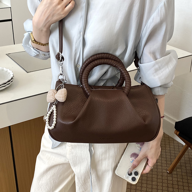 プリーツデザインラウンドトップハンドルバッグ女性用ピュアカラ - Luxury Bags Consignment のレビューと価格