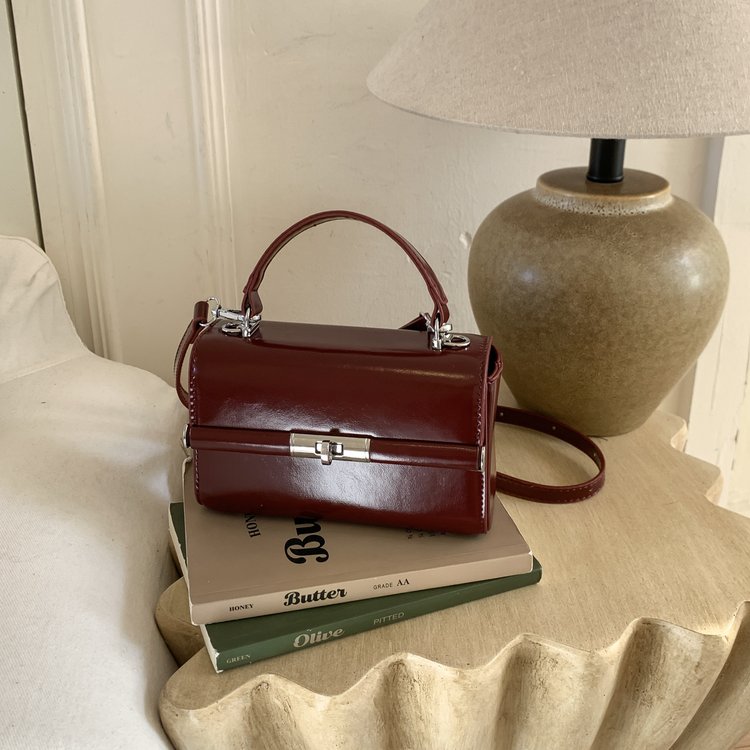 高級レザー製ラグジュアリーでおしゃれなエレガントなクロスボデ - Luxury Bags Paris のレビューと価格