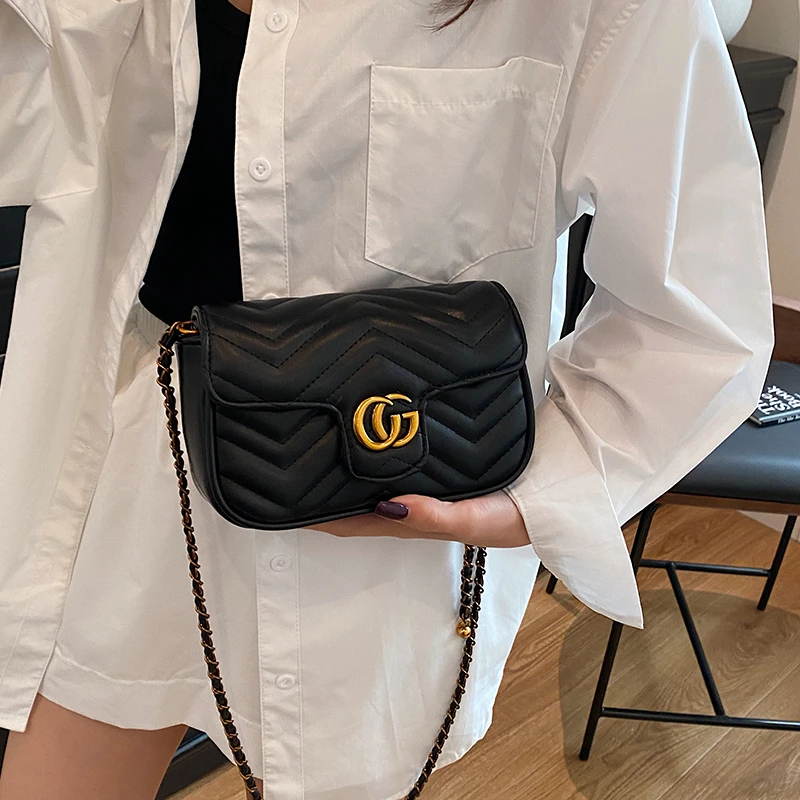 エレガントなレザー クラシック デザイナー パリ ロゴ入り  - Luxury Bags Paris のレビューと価格