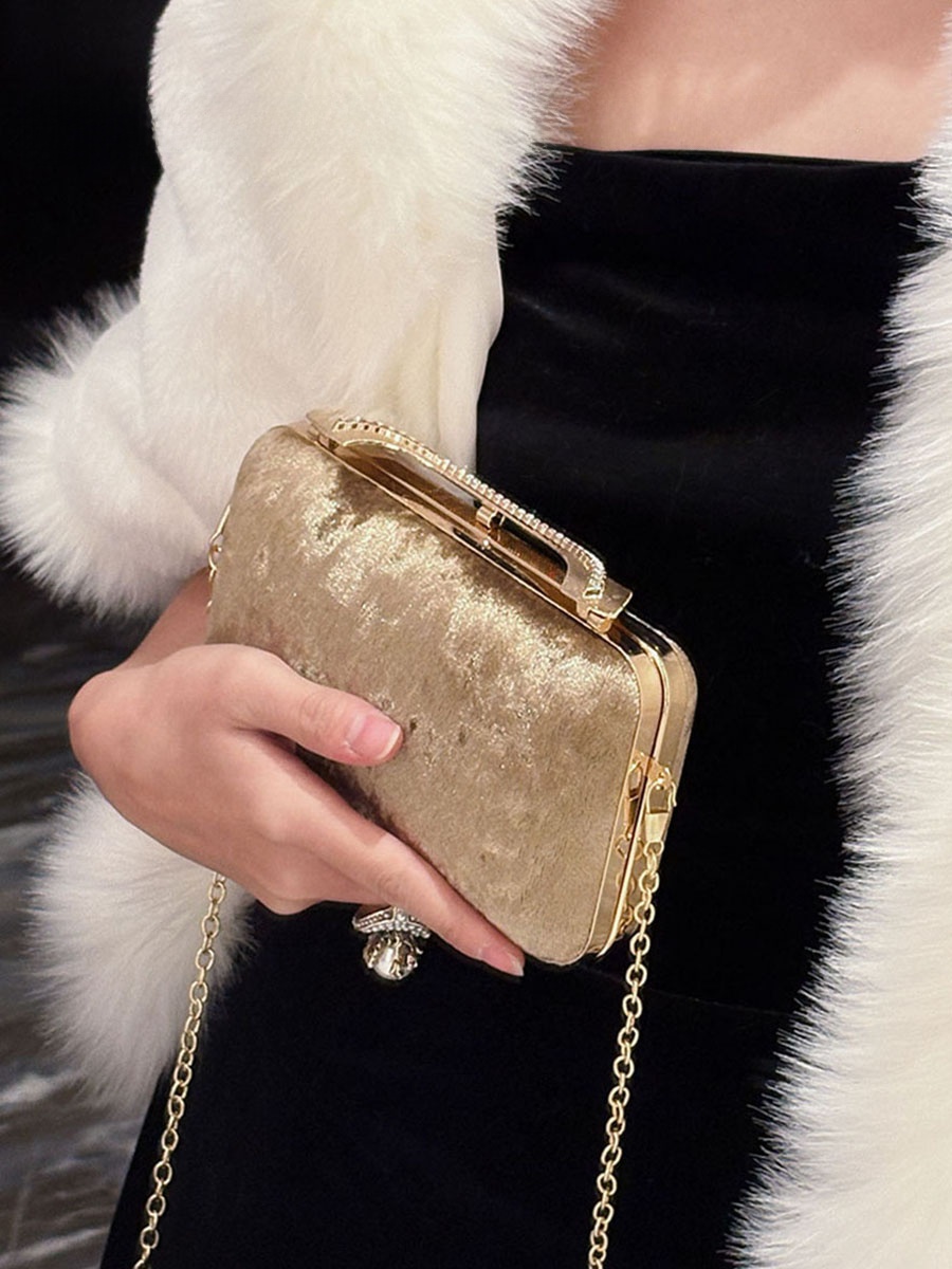 UGALS ベルベットボックスバッグ イブニングパーティー  - Luxury Bags For Young Women のレビューと価格