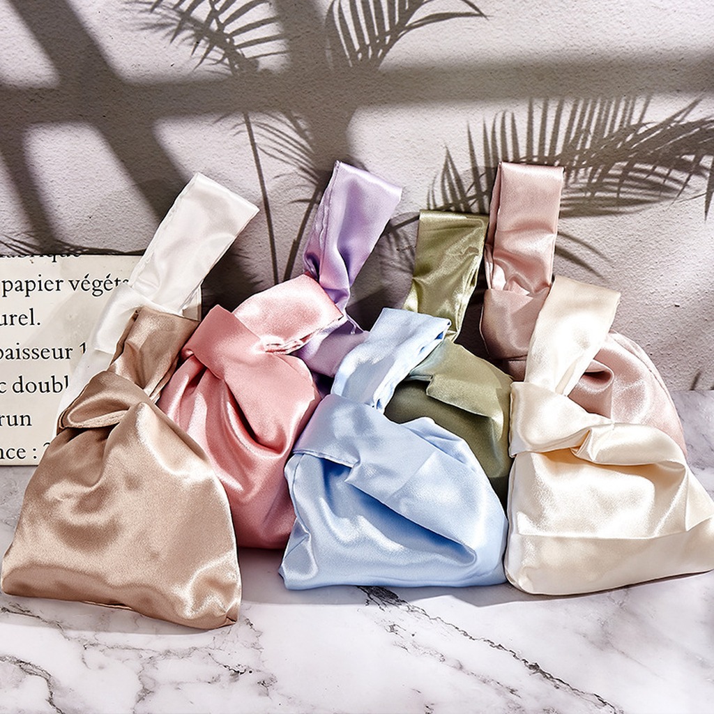 女性シルクサテンノットリストバッグ日本製ミニトートハンドバッ - Luxury Bags Consignment のレビューと価格