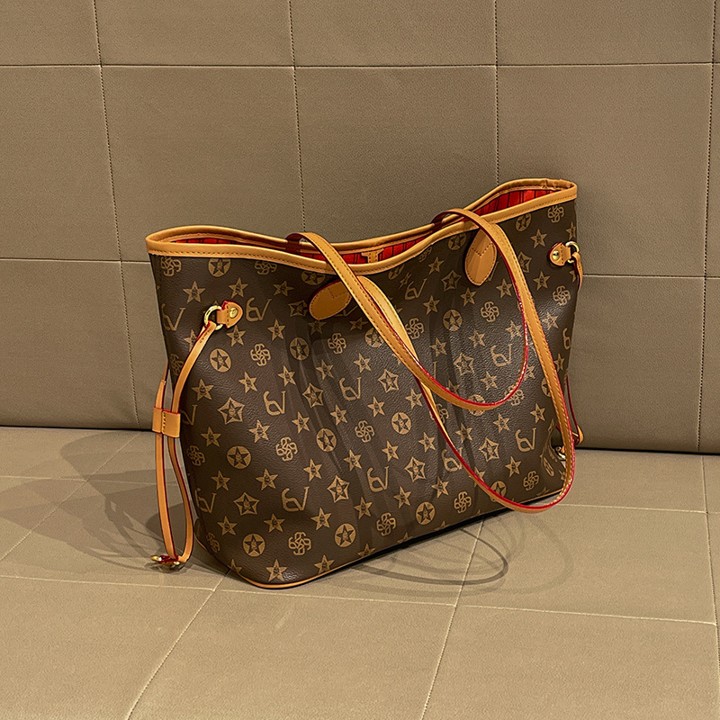 エレガントなレザーおむつバッグ レディース クロスボディハン - Luxury Bags Paris のレビューと価格