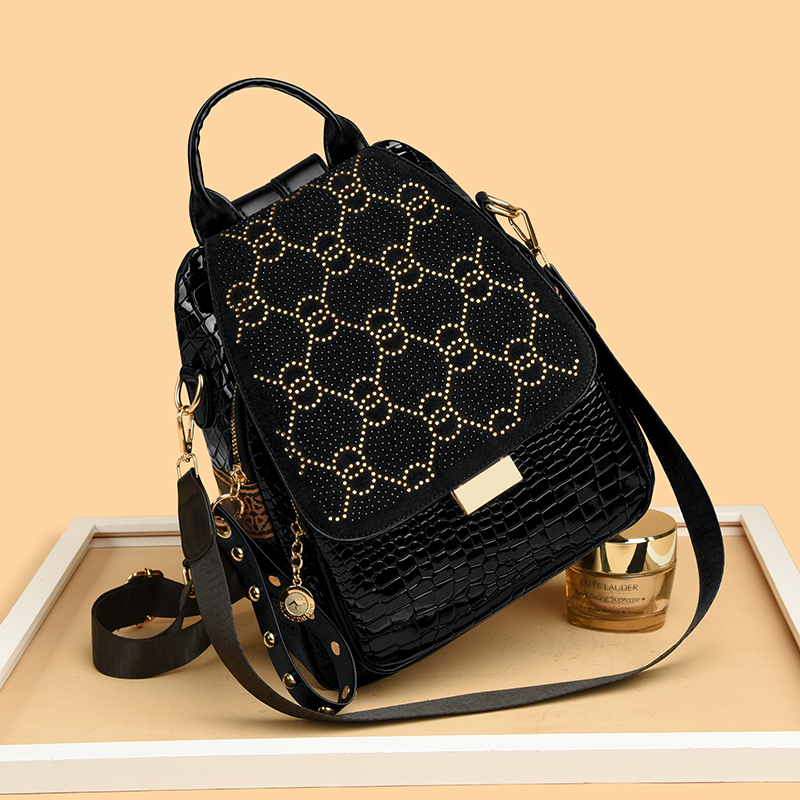 女性用高級オイルワックスレザーバックパック、大容量ファッショ - Xl Luxury Bags のレビューと価格