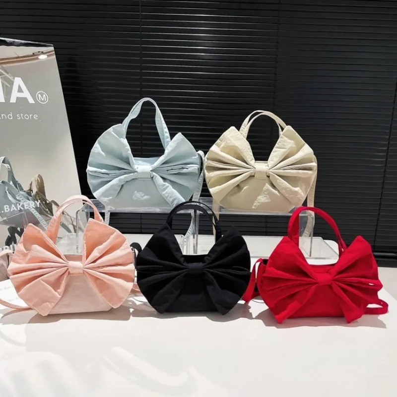 女性向けシックなおむつバッグ：高級ヴィンテージレザーハンドバ - Luxury Bags Paris のレビューと価格
