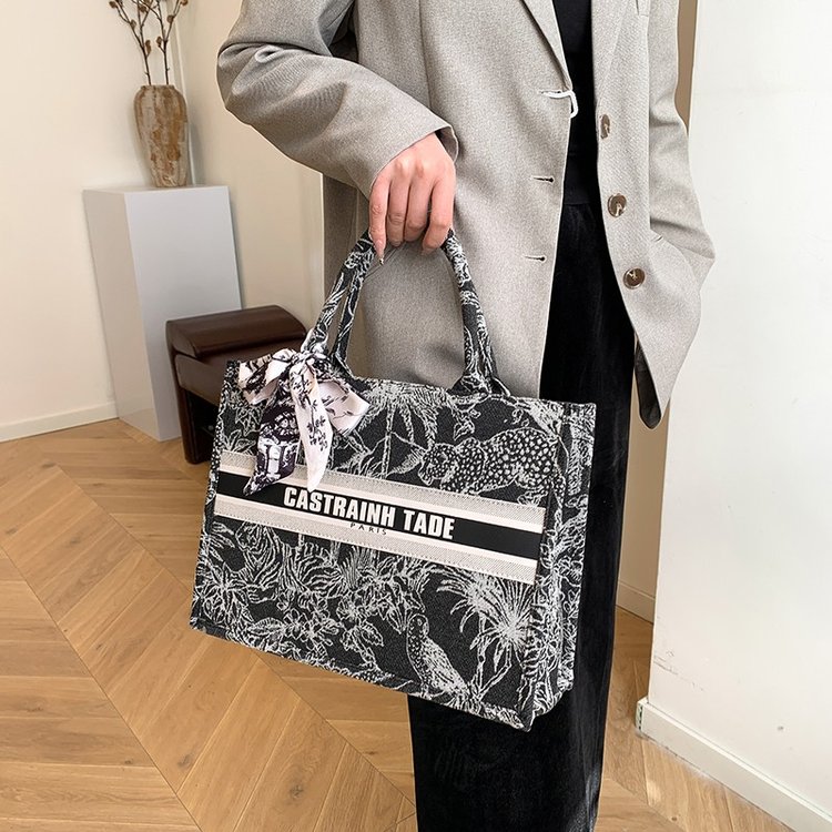 高級でおしゃれなヴィンテージデザイナーおむつバッグ、女性用ラ - Luxury Bags Paris のレビューと価格
