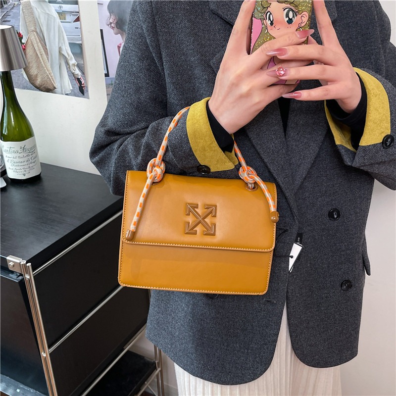 トレンディなパリ風ファッションメッセンジャーバッグ、ラグジュ - Luxury Bags Paris のレビューと価格